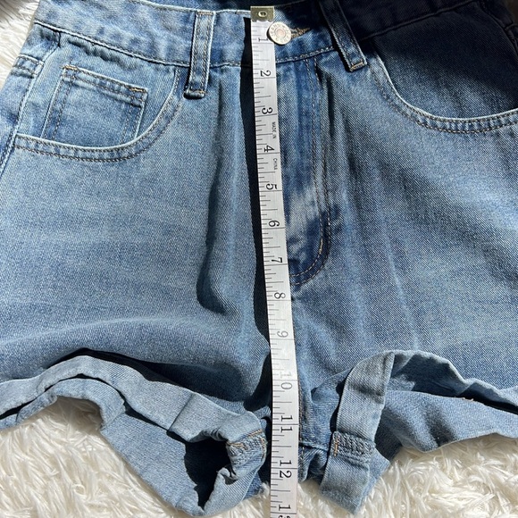 SHEIN Size XS Women’s Zip Up Front Blue Jean Shorts - Picture 3 of 7